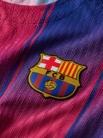 ⁦تيشيرت نادي برشلونه الاساسي لموسم نسخة اللاعبين 
2025/2024⁩ - الصورة ⁦5⁩