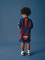 ⁦‏تيشيرت برشلونة ولادي 25-26⁩ - الصورة ⁦2⁩