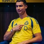 تيشيرت النصر الرسمي 2024/25 رونالدو 7 نسخة الجماهير